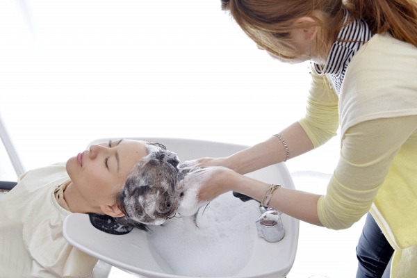 美容師が選ぶ 髪の悩み別 シャンプー 美容師の知識 スキル Iwasaki Magazine